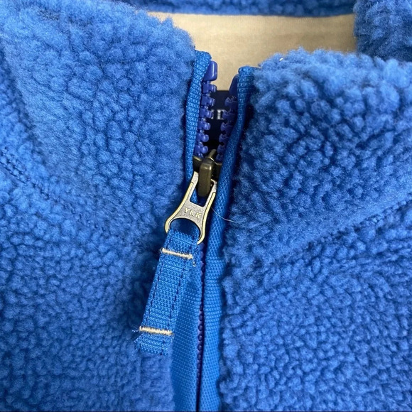 Land’s END Blue Oversized Sherpa 3/4 Zip Pull Over - Picture 4 of 8